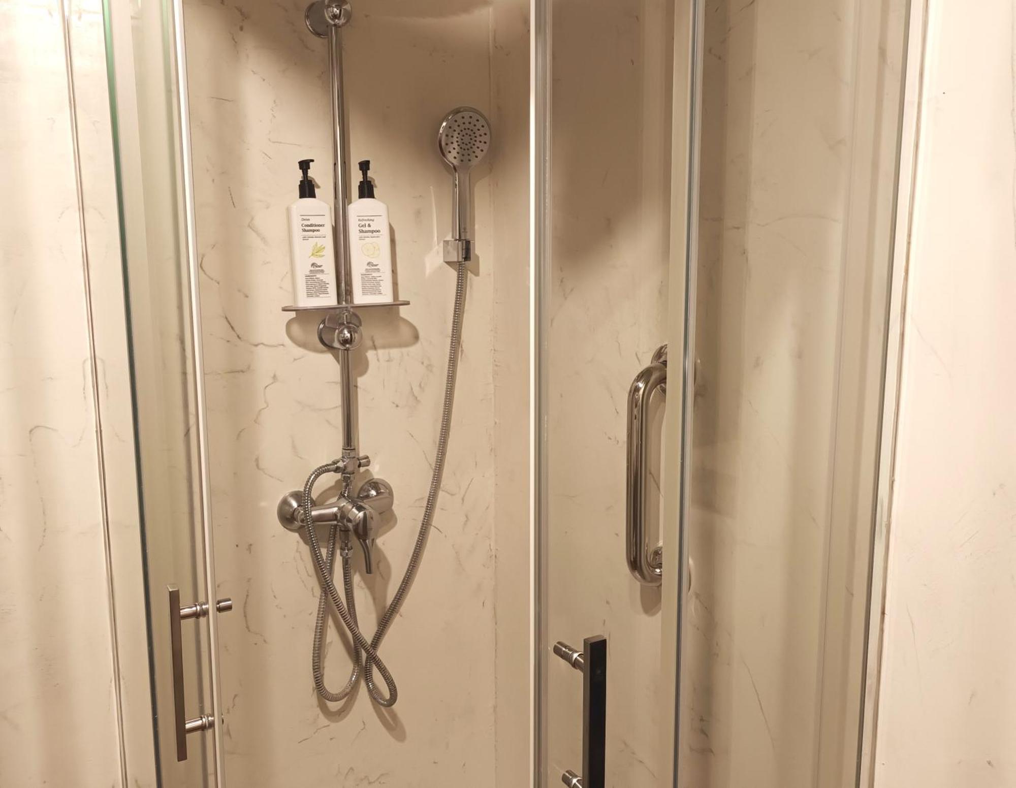 San Francisco Hotel 2*